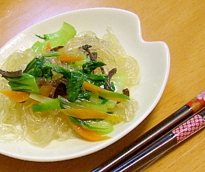 色々入れて、春雨チャンプルー