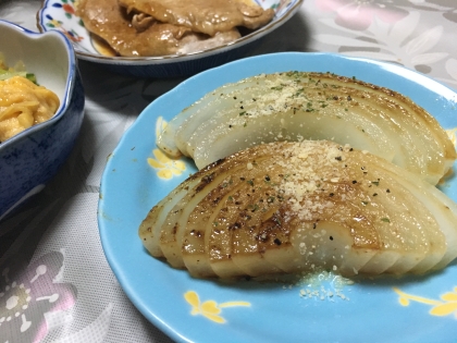 新玉ねぎをジューシーで甘く頂けるメニューで、美味しかったです。