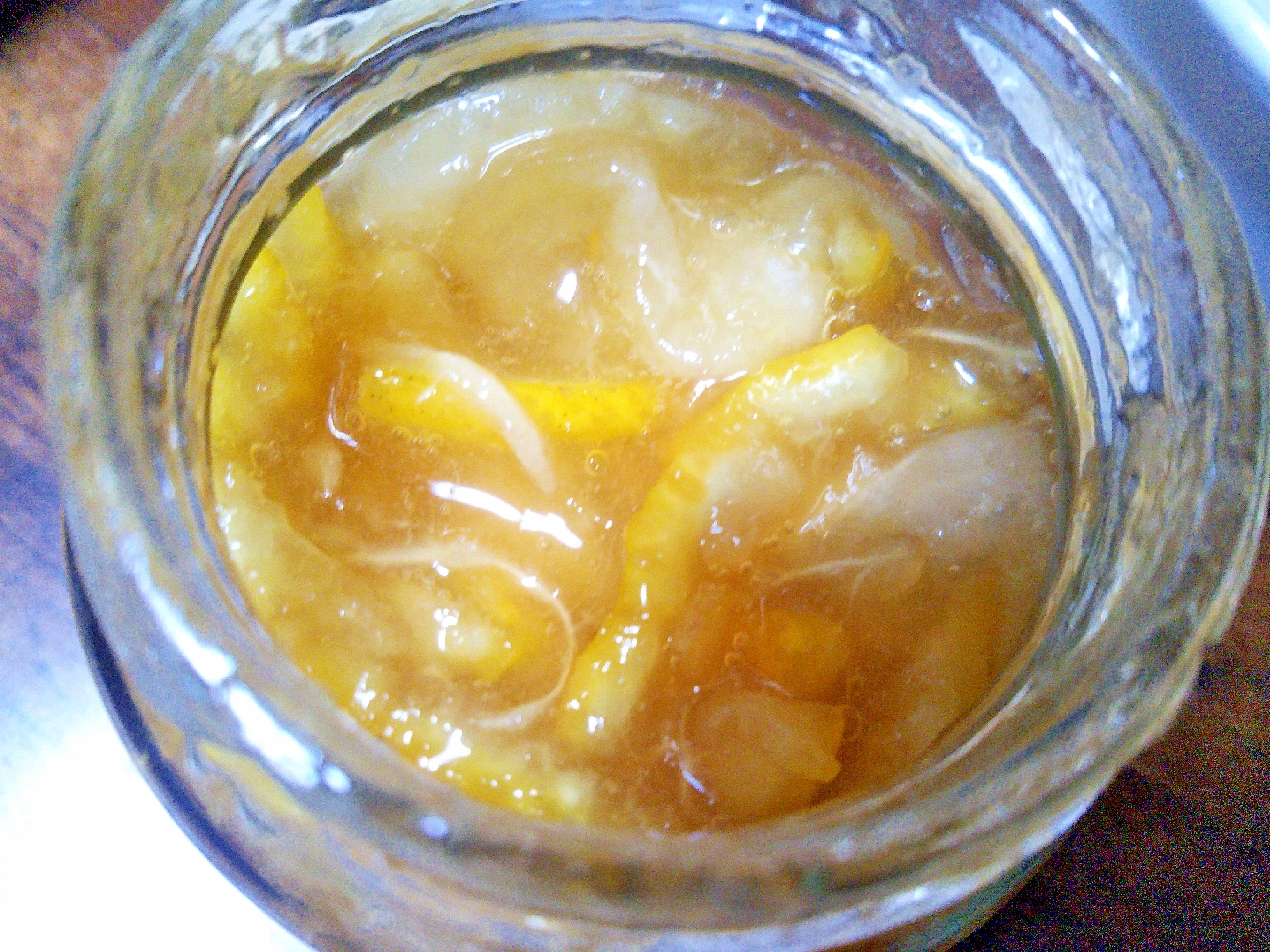 マヌカハニー瓶で柚子の蜂蜜漬け
