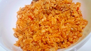 納豆とキムチのピリ辛チャーハン（冷凍ご飯レシピ）