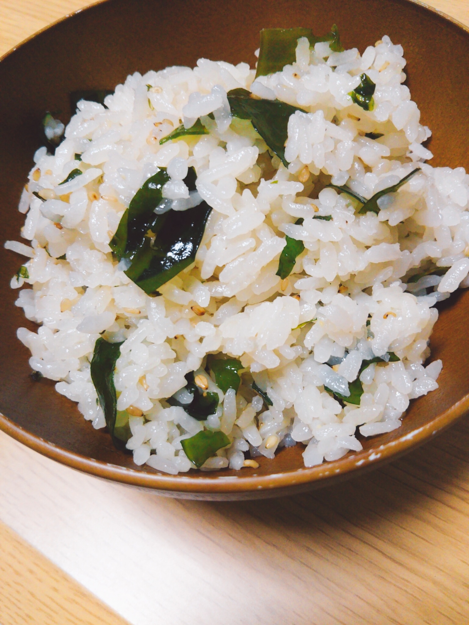 ローソンのわかめおにぎりを再現したわかめご飯