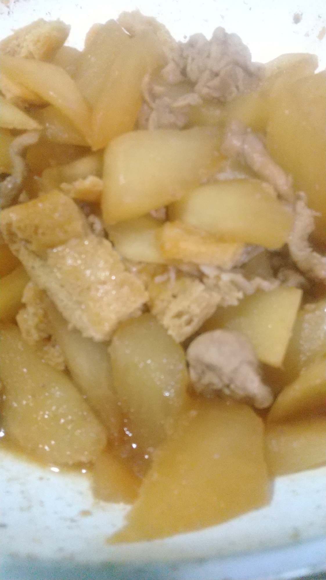 豚肉と 油揚げの大根煮