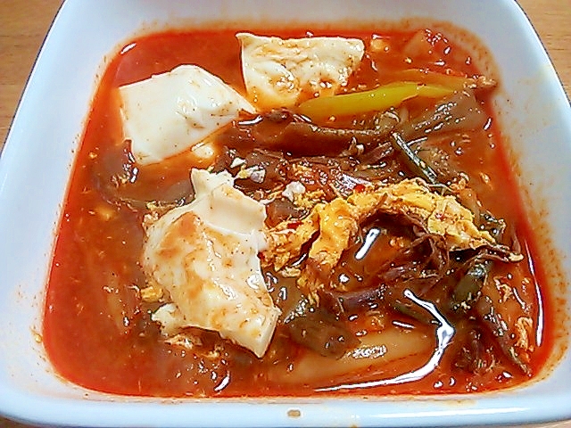 豆腐とキムチで簡単スープ(＾＾）１人用