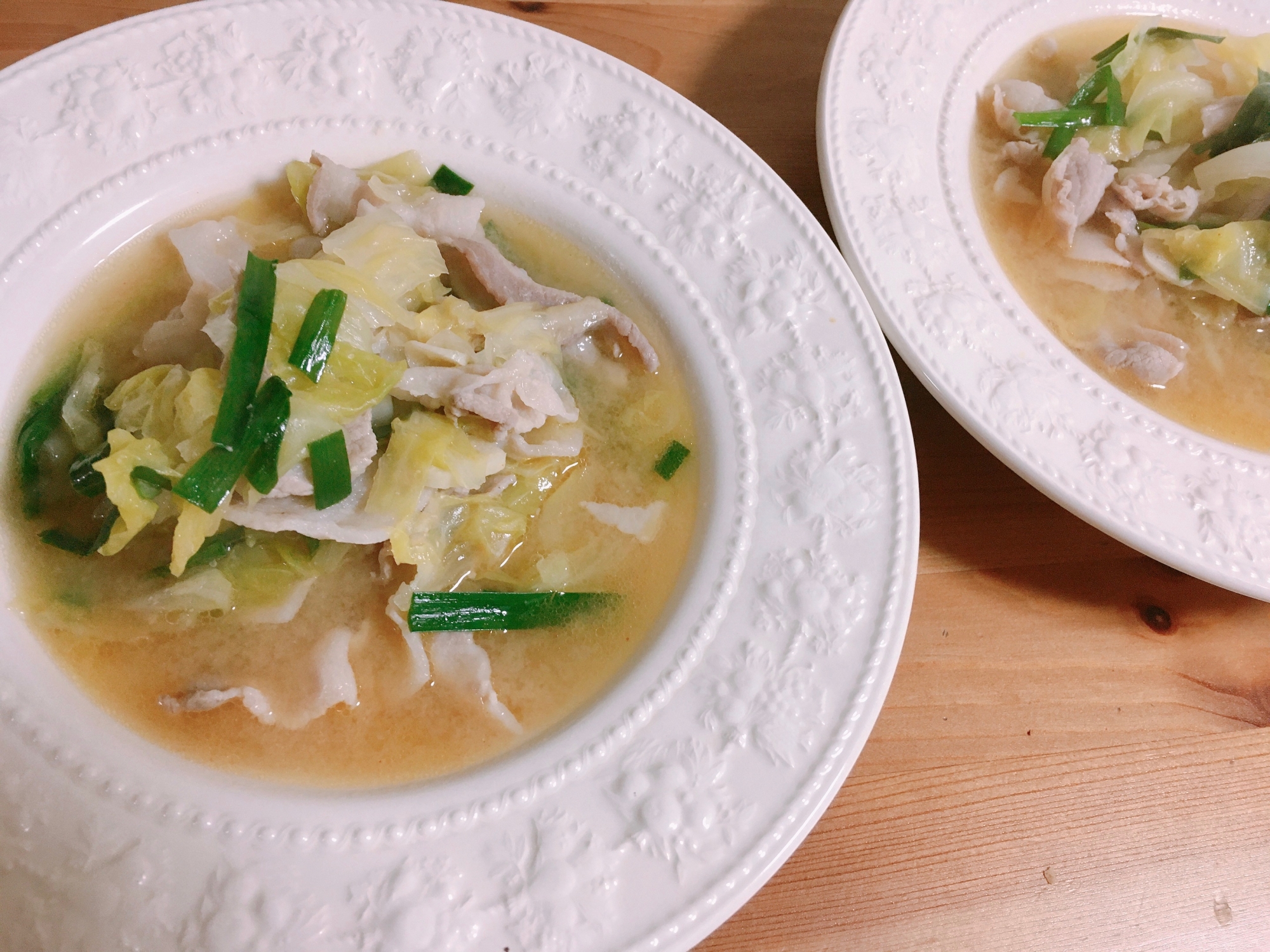 キャベツと豚バラの味噌煮込み