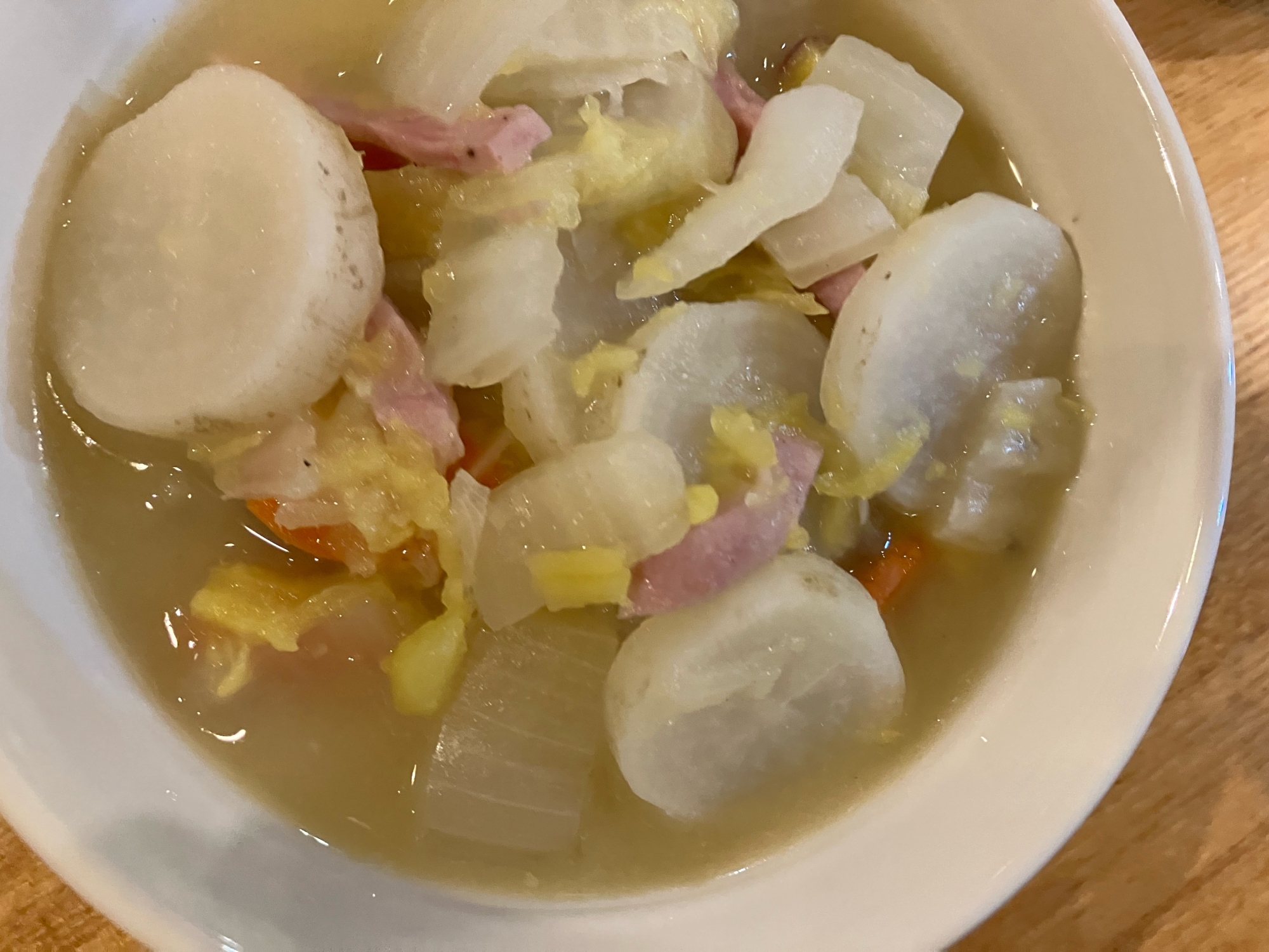 大根と白菜とベーコンのクリームスープ