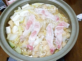中華スープの素を入れて作りました～♪豚しゃぶはあっさりして簡単にだしが出来てとってもおいしかったです♪♪