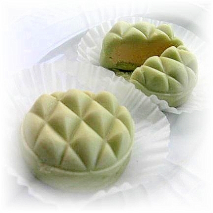 ミルメークdeホワイト生チョコ風メロン米月餅