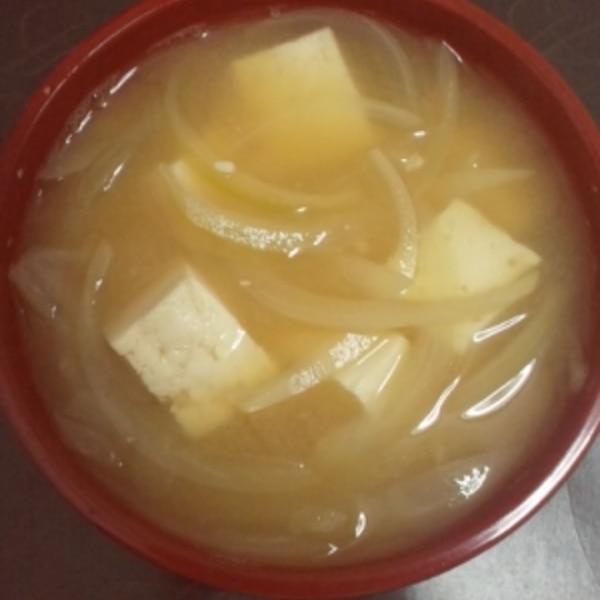 豆腐と玉ねぎのお味噌汁 レシピ 作り方 By Momotarou1234 楽天レシピ 豆腐と玉ねぎのお味噌汁 レシピ 作り方 By Momotarou1234 楽天レシピ