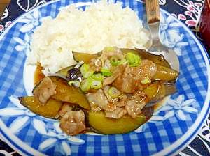 マーボー風茄子丼