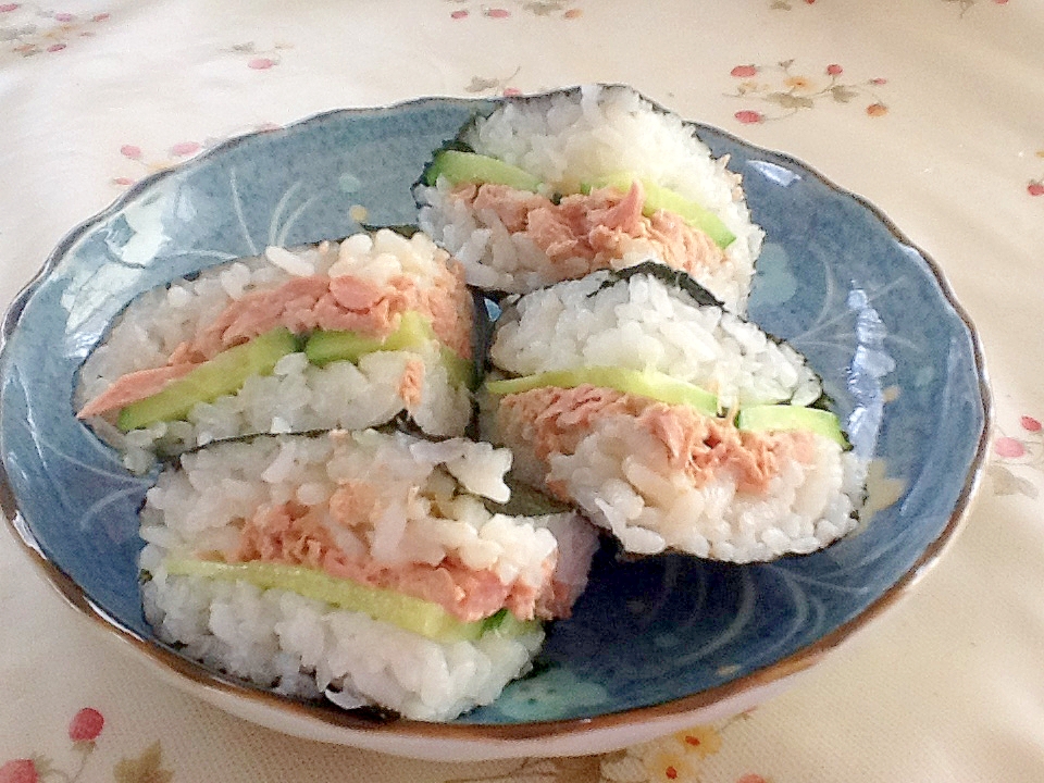 可愛いサイズ♪食べやすい！おにぎらず