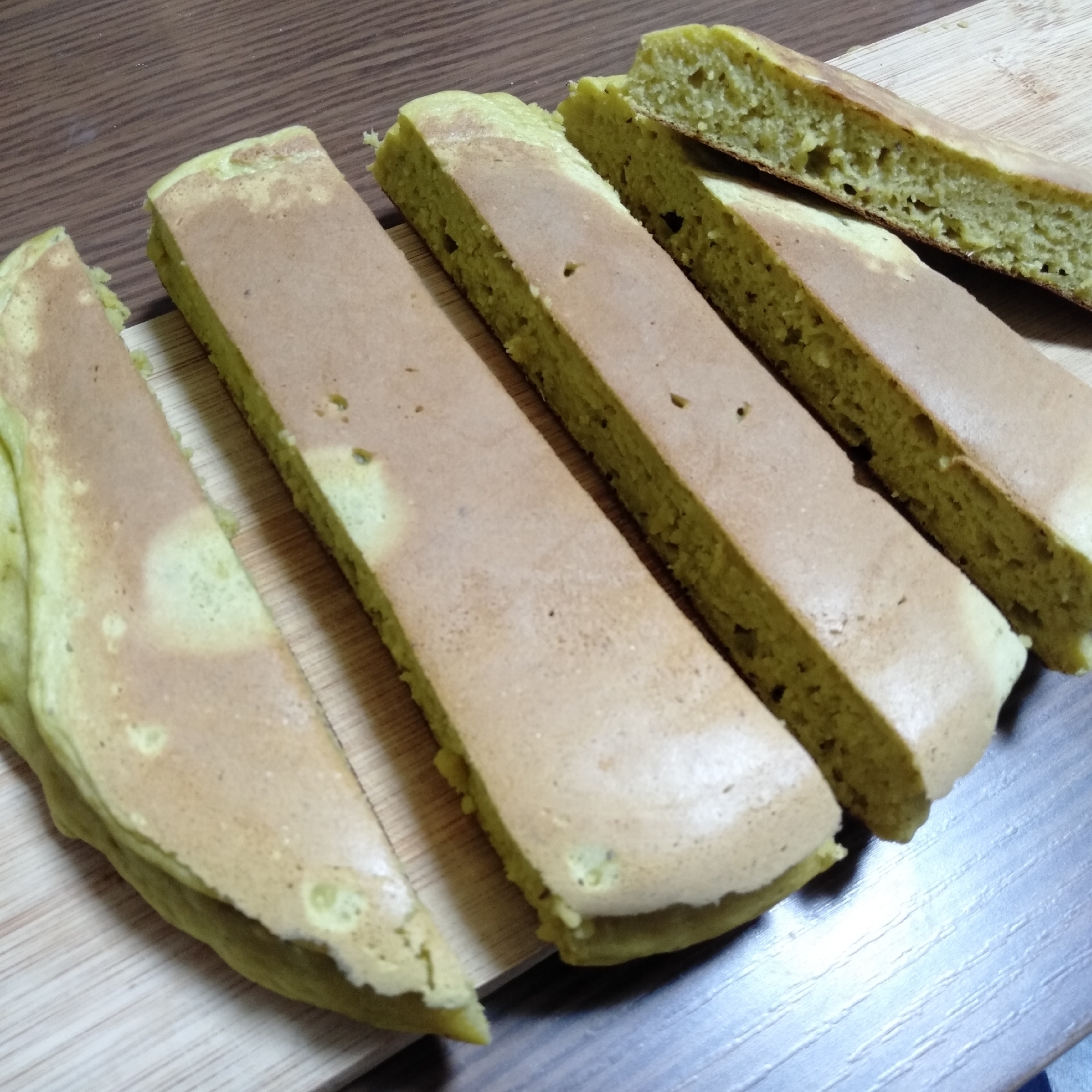 離乳食完了期 さつまいもと大根の葉のパンケーキ レシピ 作り方 By ズボラレシピのかねつぐ 楽天レシピ