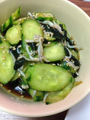 きゅうりわかめしらすの酢の物