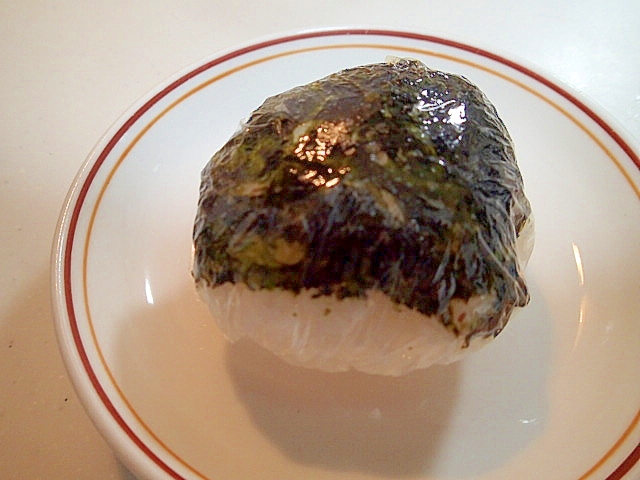 鮭マヨの韓国海苔巻きおにぎり