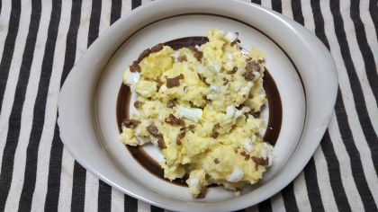 おつまみにイイですね～ひき肉が入る事でワンランクアップしたポテトサラダで満足感ありますね(^^)美味しかったです♡