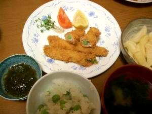 豚肉のアスパラ巻きフライ。