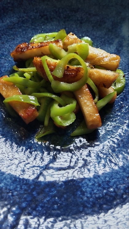万願寺とうがらしとさつま揚げ炒め