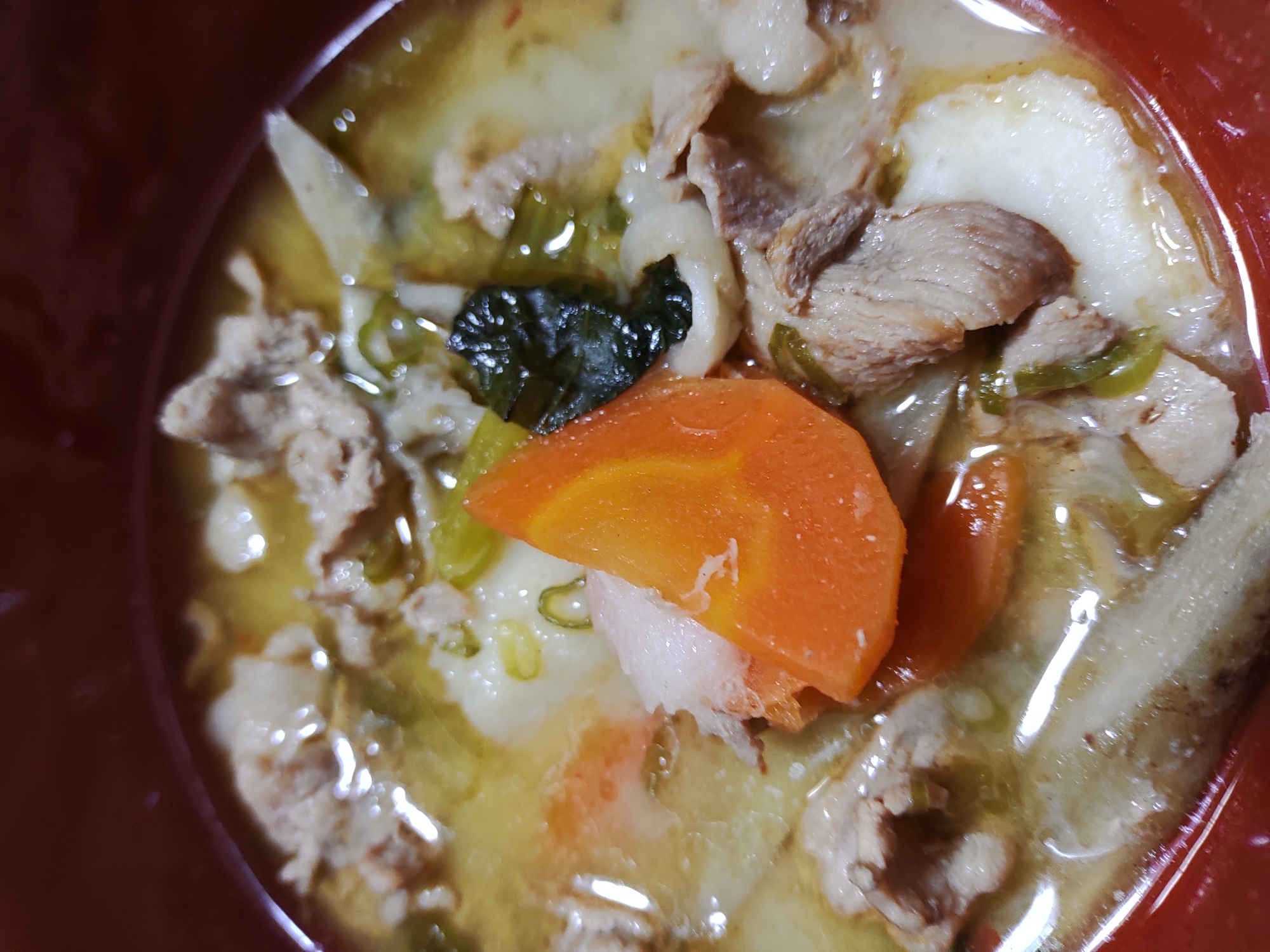 白みそでこくうま!ガッツリおかず豚汁