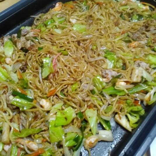 豚カツソース&白だしで味付け☆美味しい焼きそば