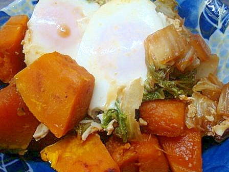 カボチャと白菜と卵の煮物