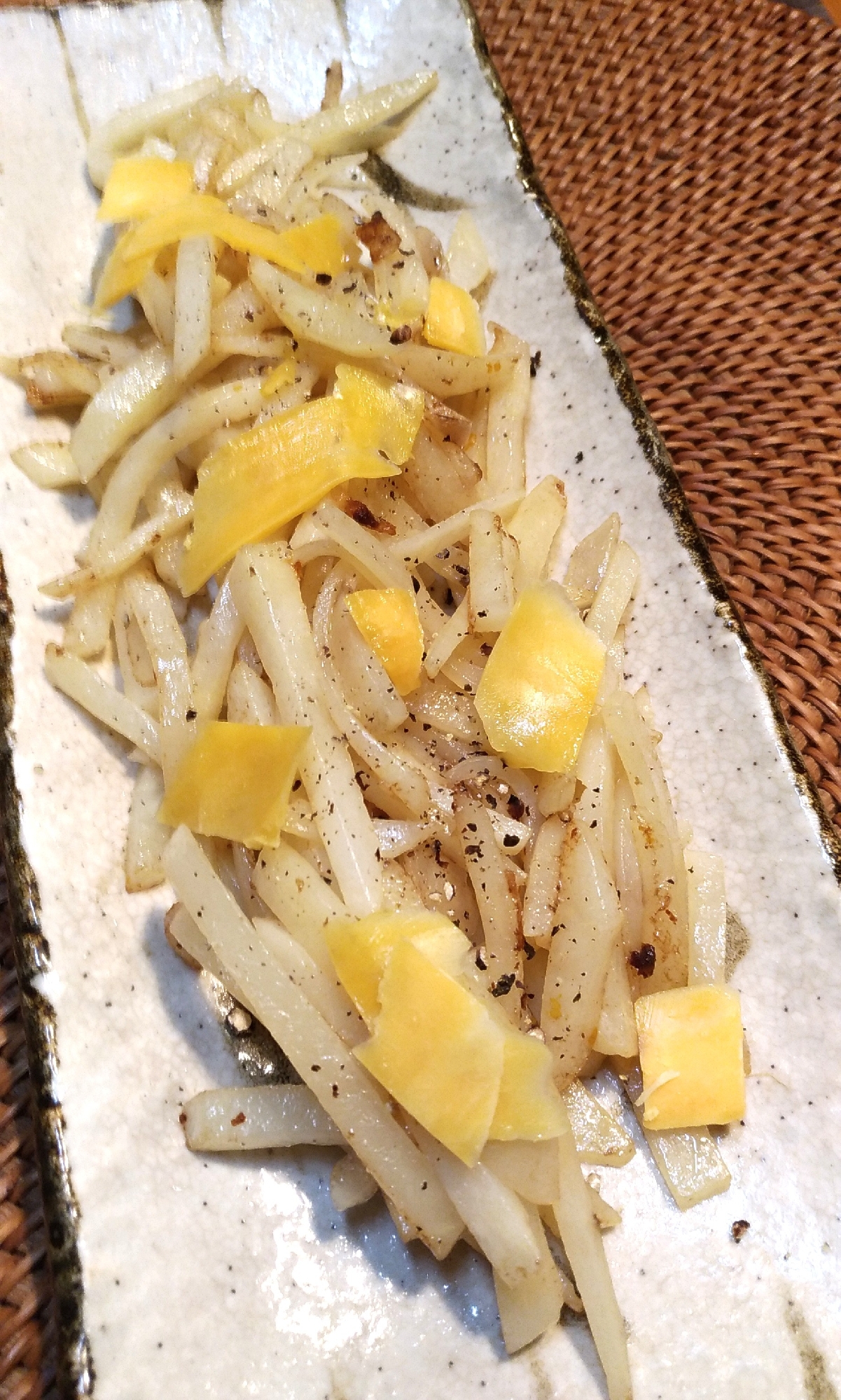 チェダーチーズで深い味わい ポテトソテー レシピ 作り方 By またたび 楽天レシピ チェダーチーズで深い味わい ポテトソテー レシピ 作り方 By またたび 楽天レシピ