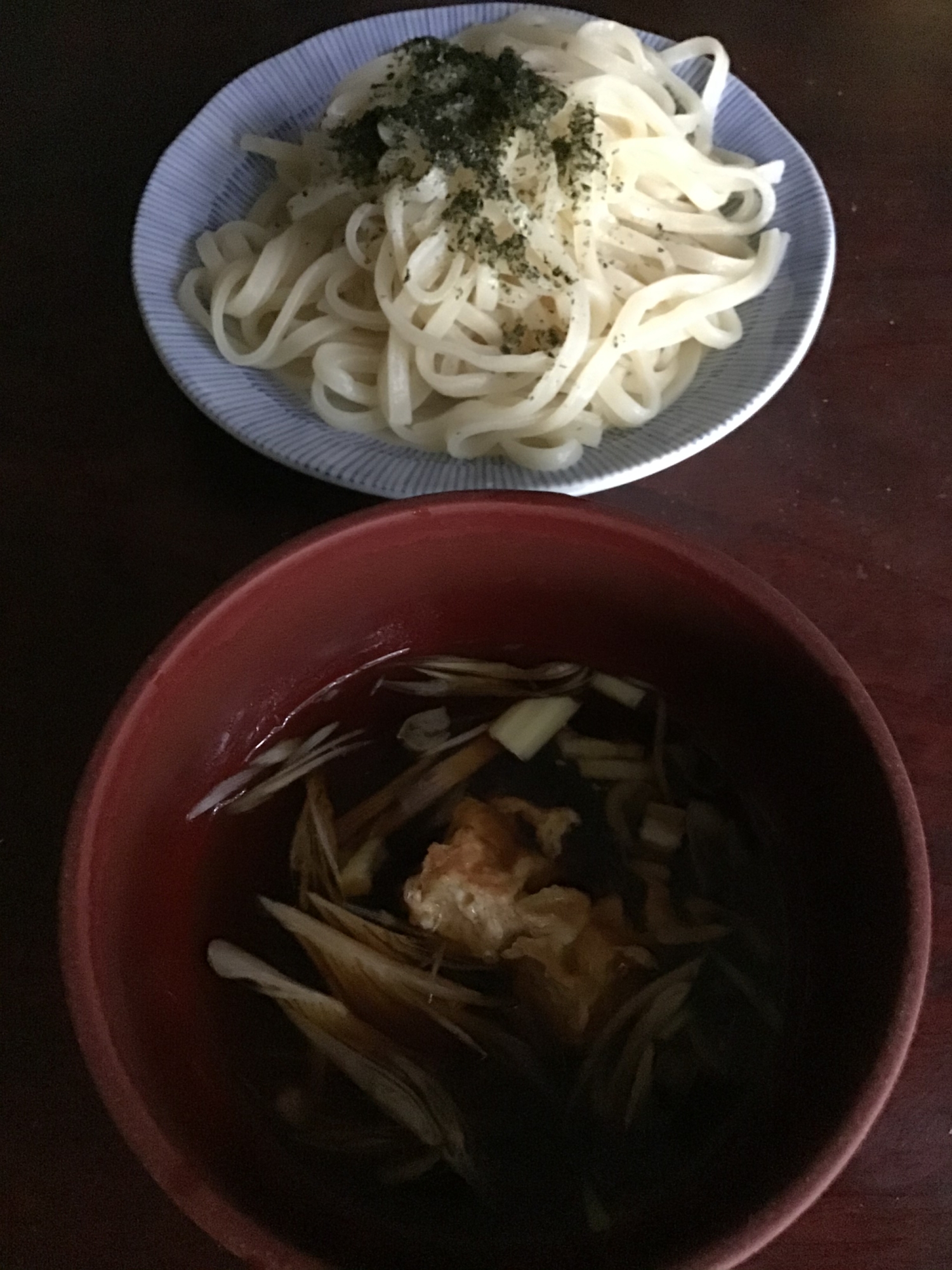 ミョウガと卵焼き入り讃岐もりうどん。