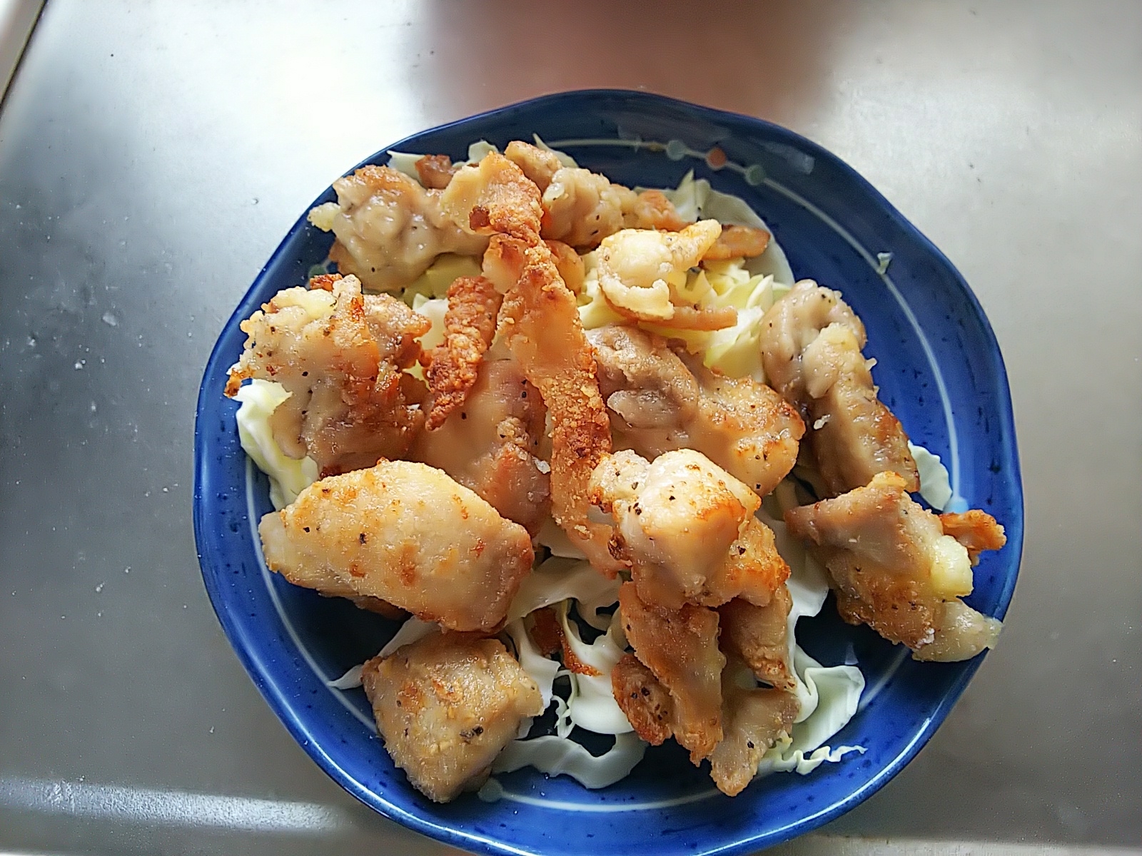 油控えめあっさり鳥もも肉のから揚げ