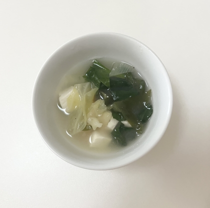 ゆきなと豆腐のお味噌汁