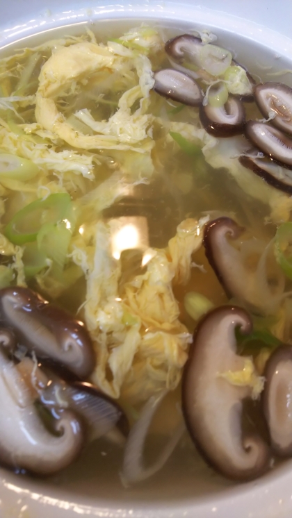 椎茸とねぎの玉子スープ