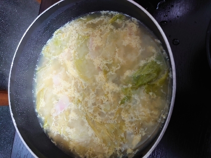 レタスベーコンと卵のスープ
