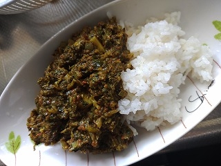 残り野菜と豆腐入りのドライカレー