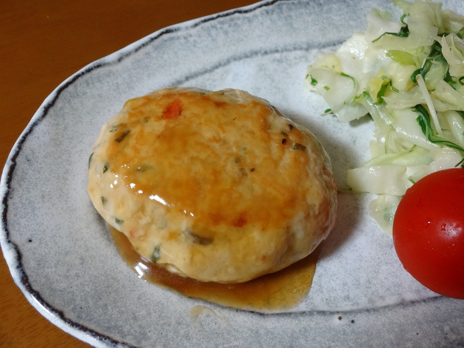 野菜をプラス！鶏豆腐ハンバーグ