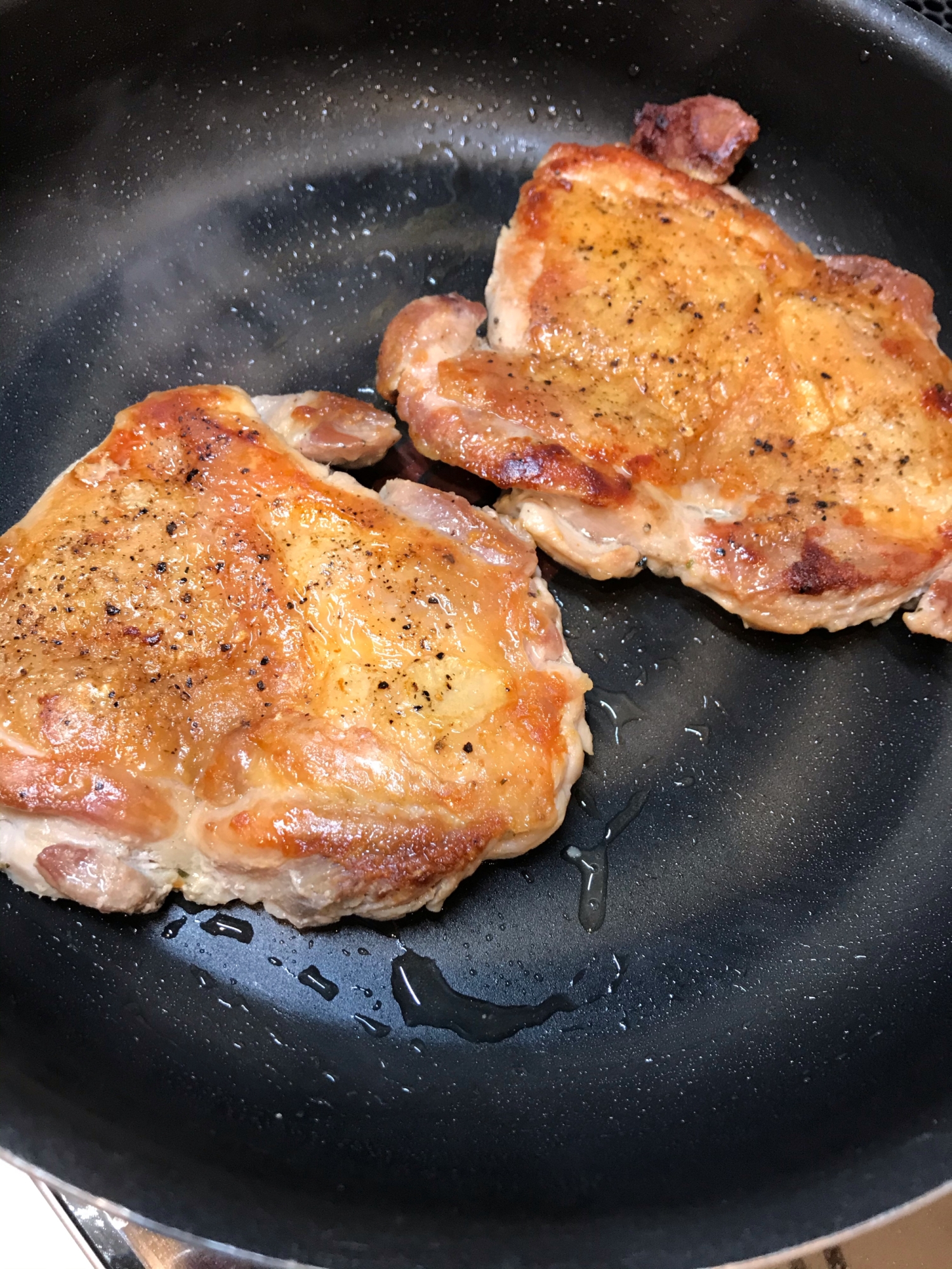 皮パリパリ!チキンステーキ