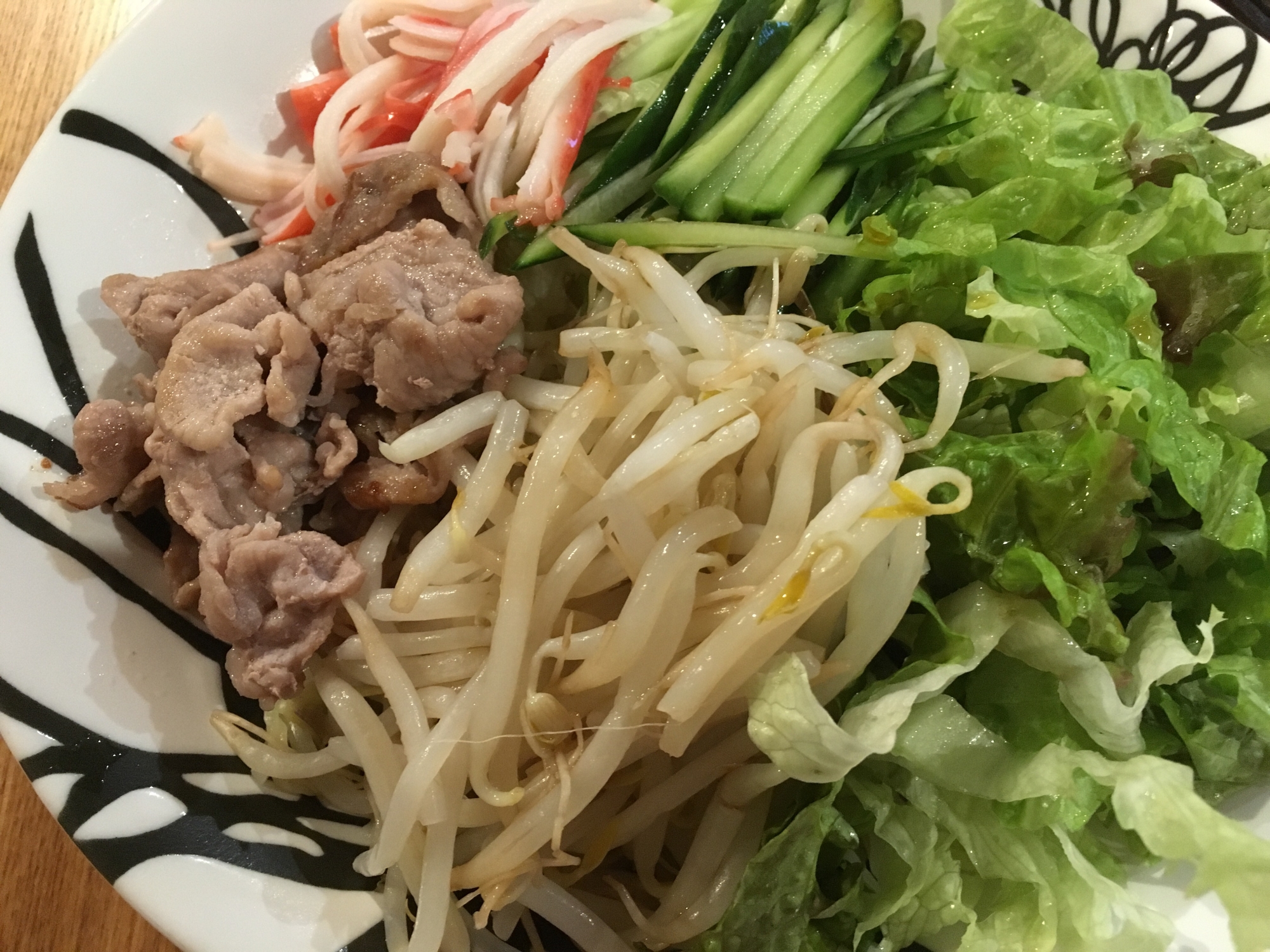 焼肉サラダうどん