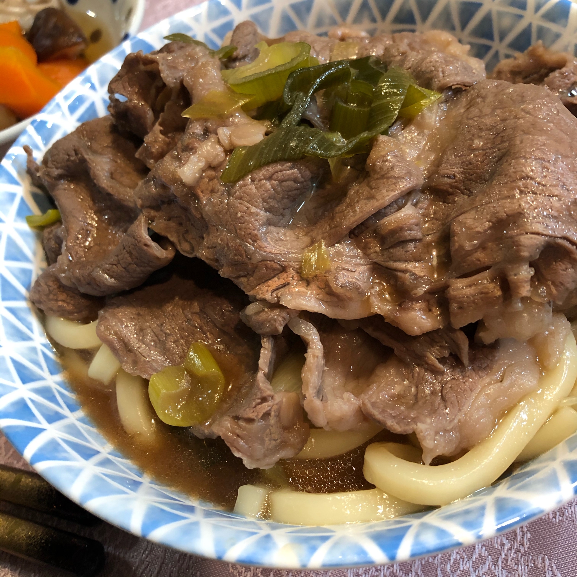 肉！肉！お肉たっぷり肉うどん