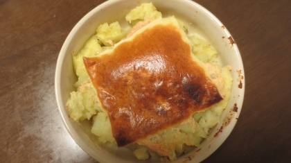 洋風居酒屋♪やみつき！ポテトとたらこのチーズ焼き