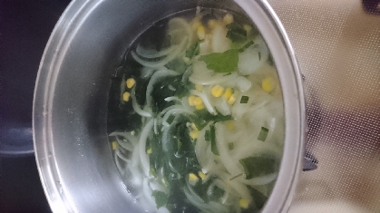 創味シャンタンで中華スープ