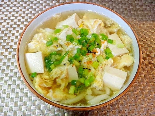 豆腐と卵のうどん