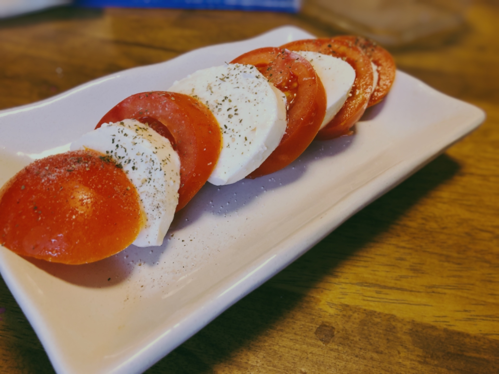 簡単イタリアン風☆トマトとモッツァレラのカプレーゼ