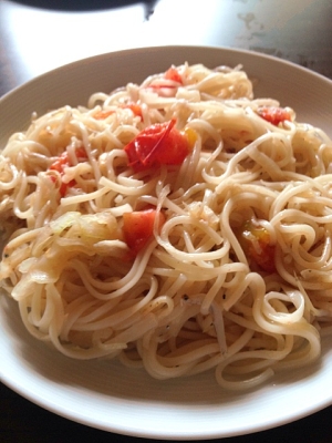 トマトとしらすのパスタ風半田麺