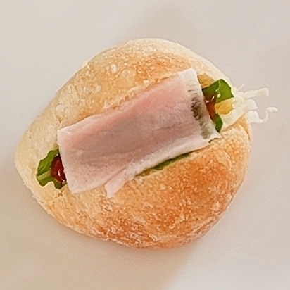 ベーコンロールサンド