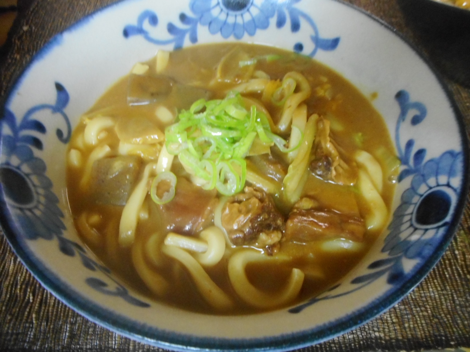 レトルトどて煮のカレーうどん