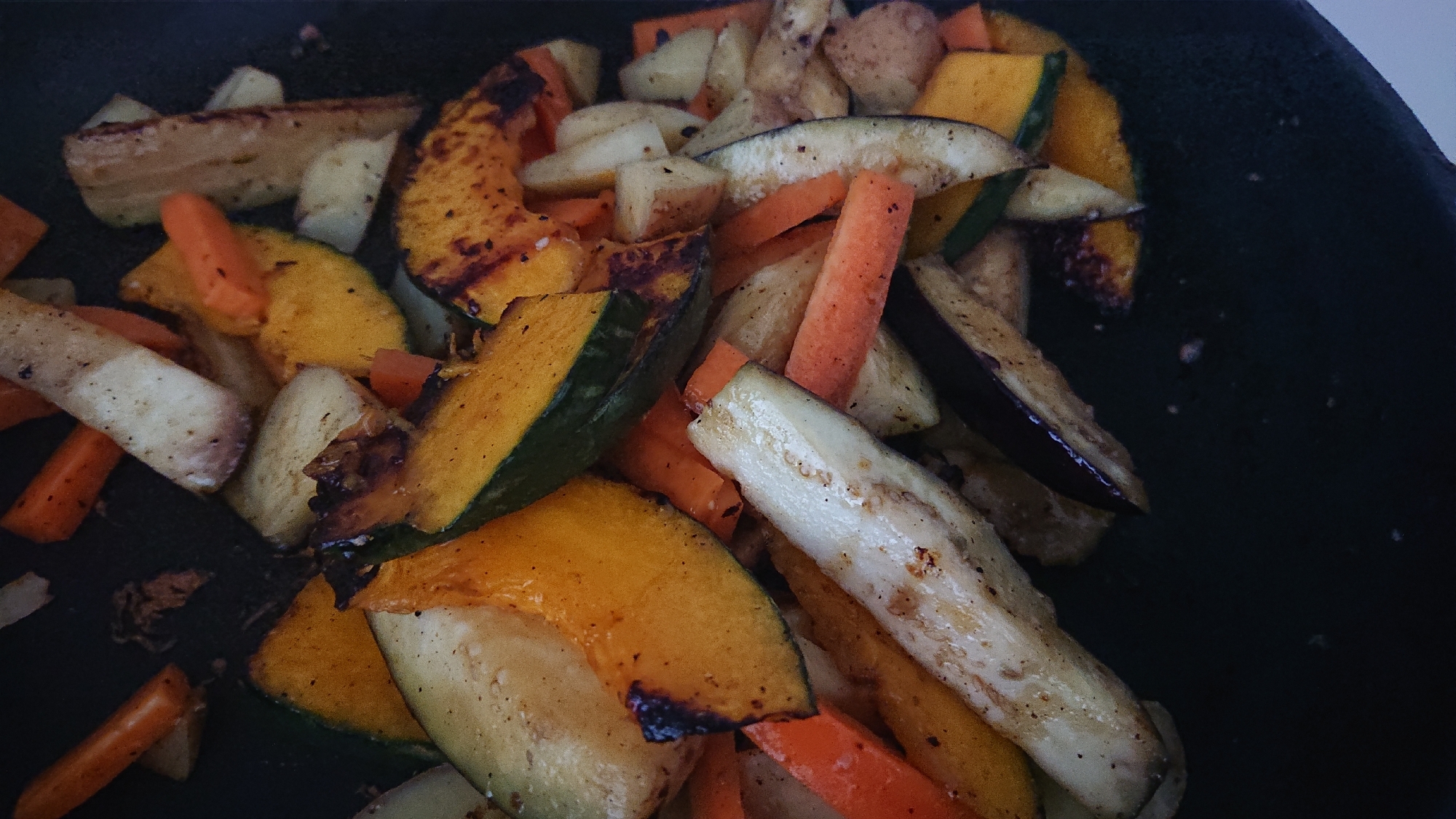 簡単夏野菜炒め レシピ 作り方 By 膝小僧 楽天レシピ 簡単夏野菜炒め レシピ 作り方 By 膝小僧 楽天レシピ