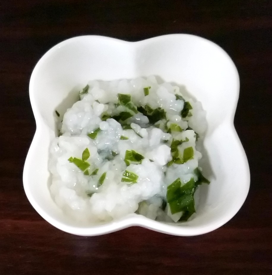 離乳食 わかめのお粥 レシピ 作り方 By オレイン酸 楽天レシピ