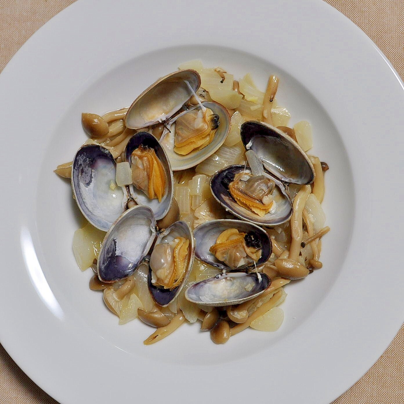 特大あさりのバターワイン蒸し レシピ 作り方 By Taka5chan 楽天レシピ