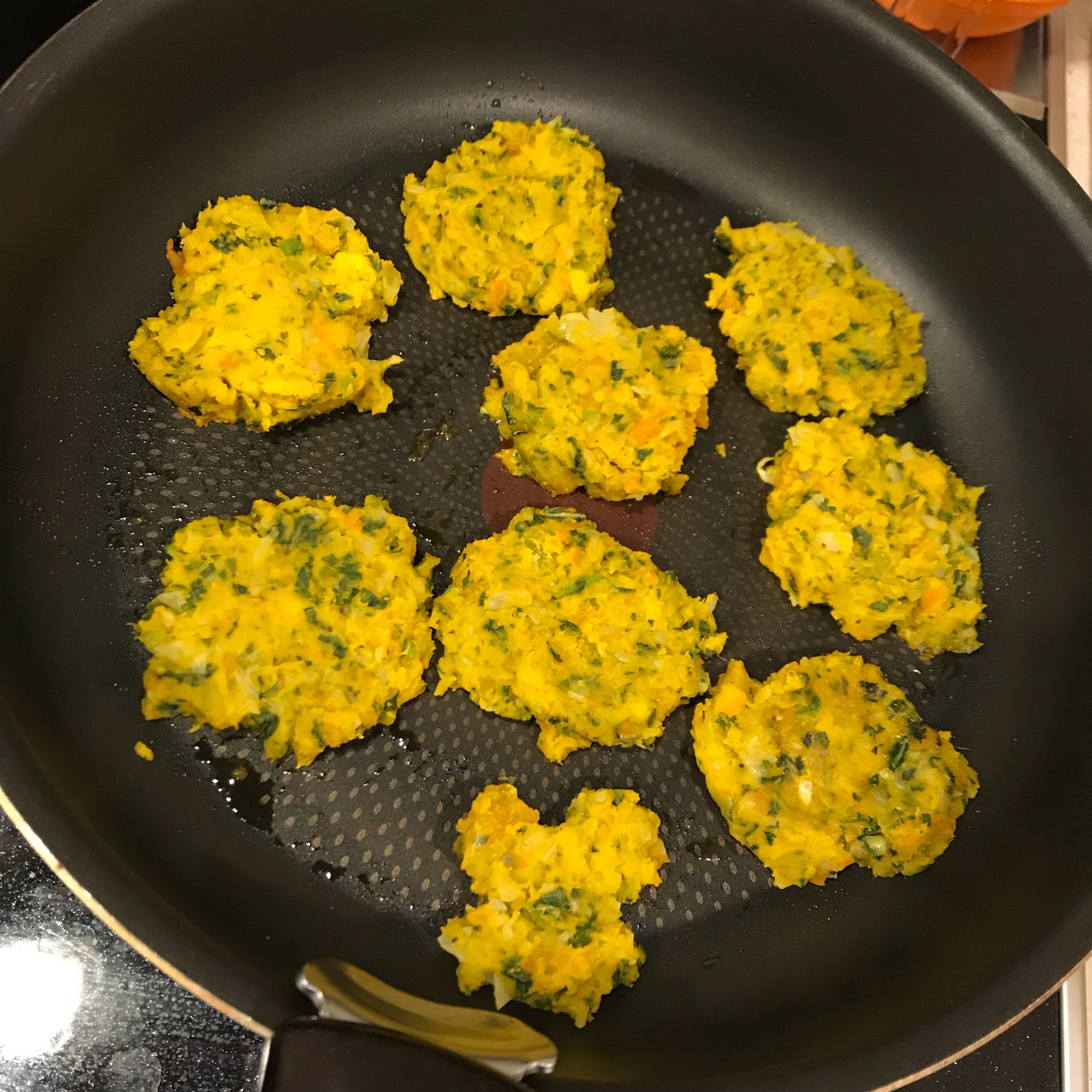 かぼちゃとたっぷり野菜のおやき