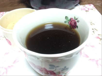 コーヒーと緑茶の組み合わせは初挑戦です♡大好きな黒糖と生姜も入ってて、これはハマります~♡とっても美味しかったです♡レシピ有難う〜(๑>◡<๑)