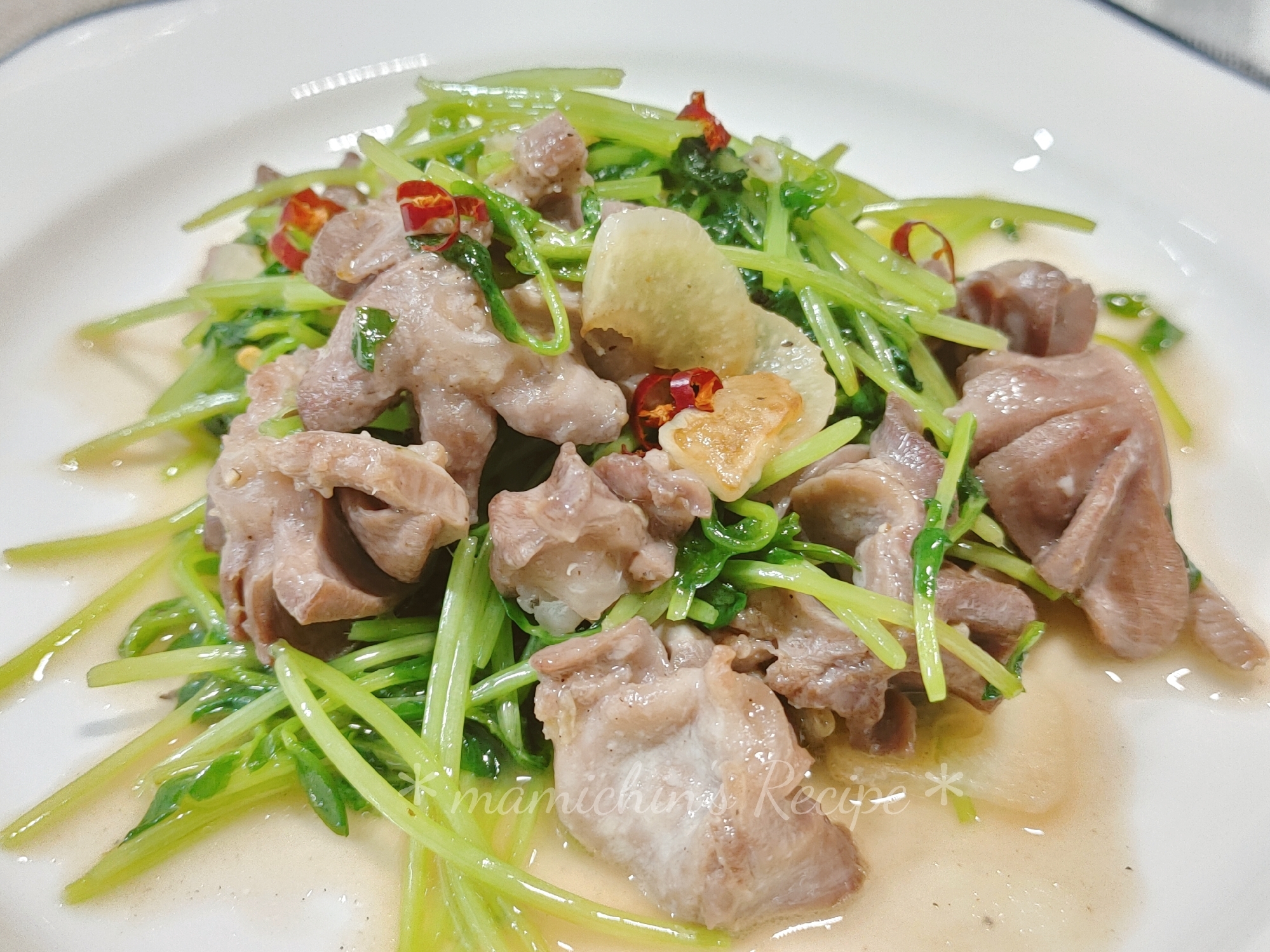 砂肝＊豆苗のにんにく炒め