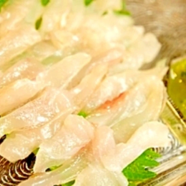 カワハギのお造り 蓼酢風のおろし酢キュウリを添えて レシピ 作り方 By 酔いどれんぬ 楽天レシピ カワハギのお造り 蓼酢風のおろし酢キュウリを添えて レシピ 作り方 By 酔いどれんぬ 楽天レシピ