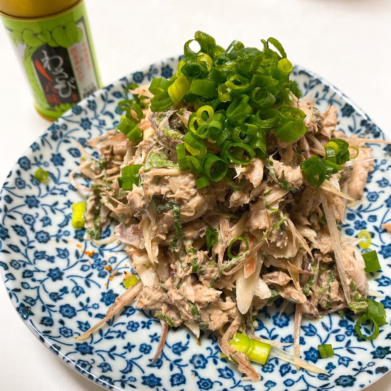 切って合えるだけ!薬味たっぷり♪ツナマヨサラダ