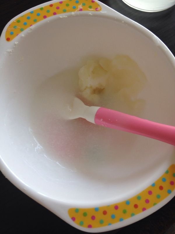 離乳食 初期 ジャガイモ 大人のお味噌汁と一緒に レシピ 作り方 By ゆいか0216 楽天レシピ